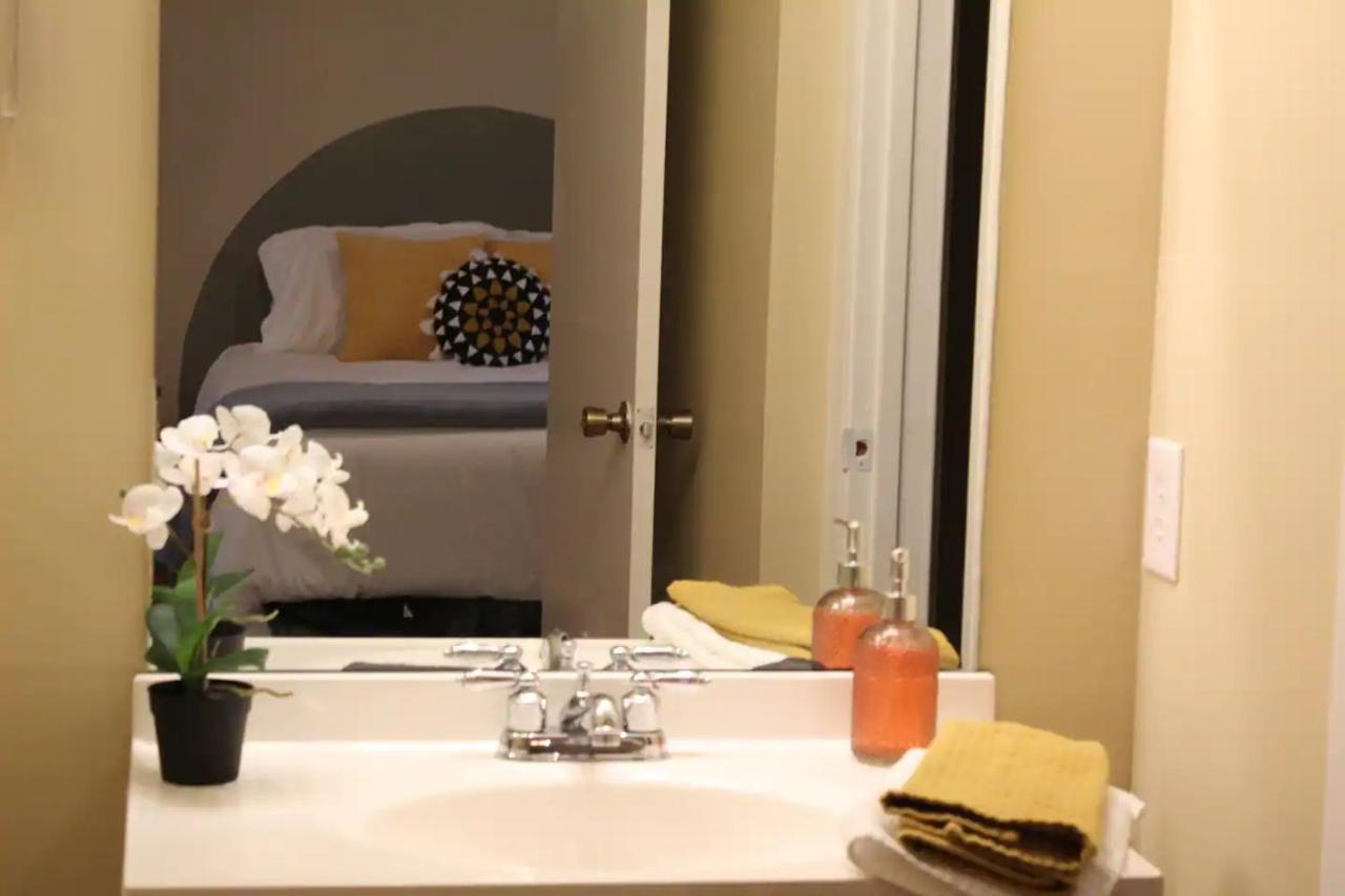 Centrally Located 3Br Overton Square Fast Wifi Free Parking Yes Pets Memphis Luaran gambar