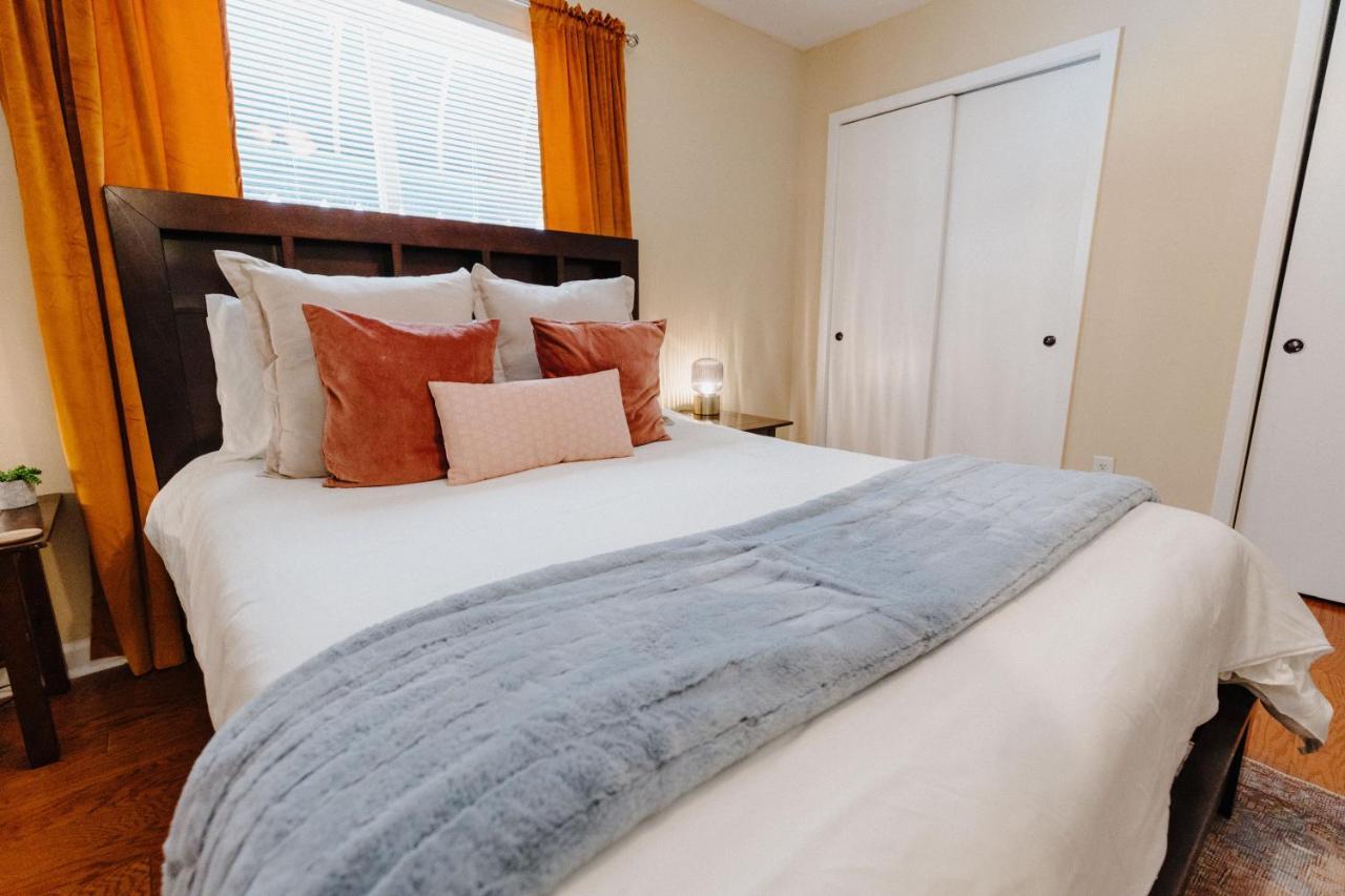 Centrally Located 3Br Overton Square Fast Wifi Free Parking Yes Pets Memphis Luaran gambar