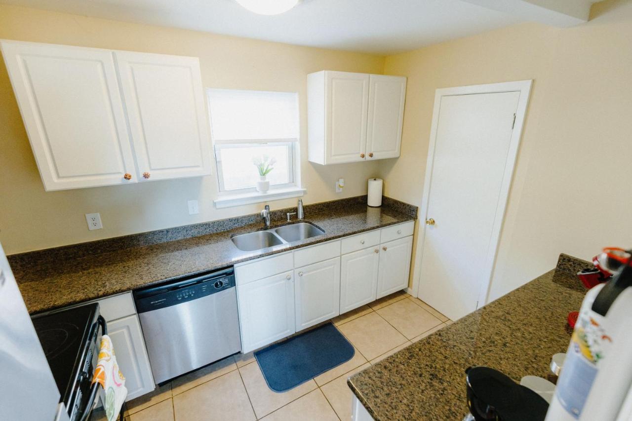 Centrally Located 3Br Overton Square Fast Wifi Free Parking Yes Pets Memphis Luaran gambar